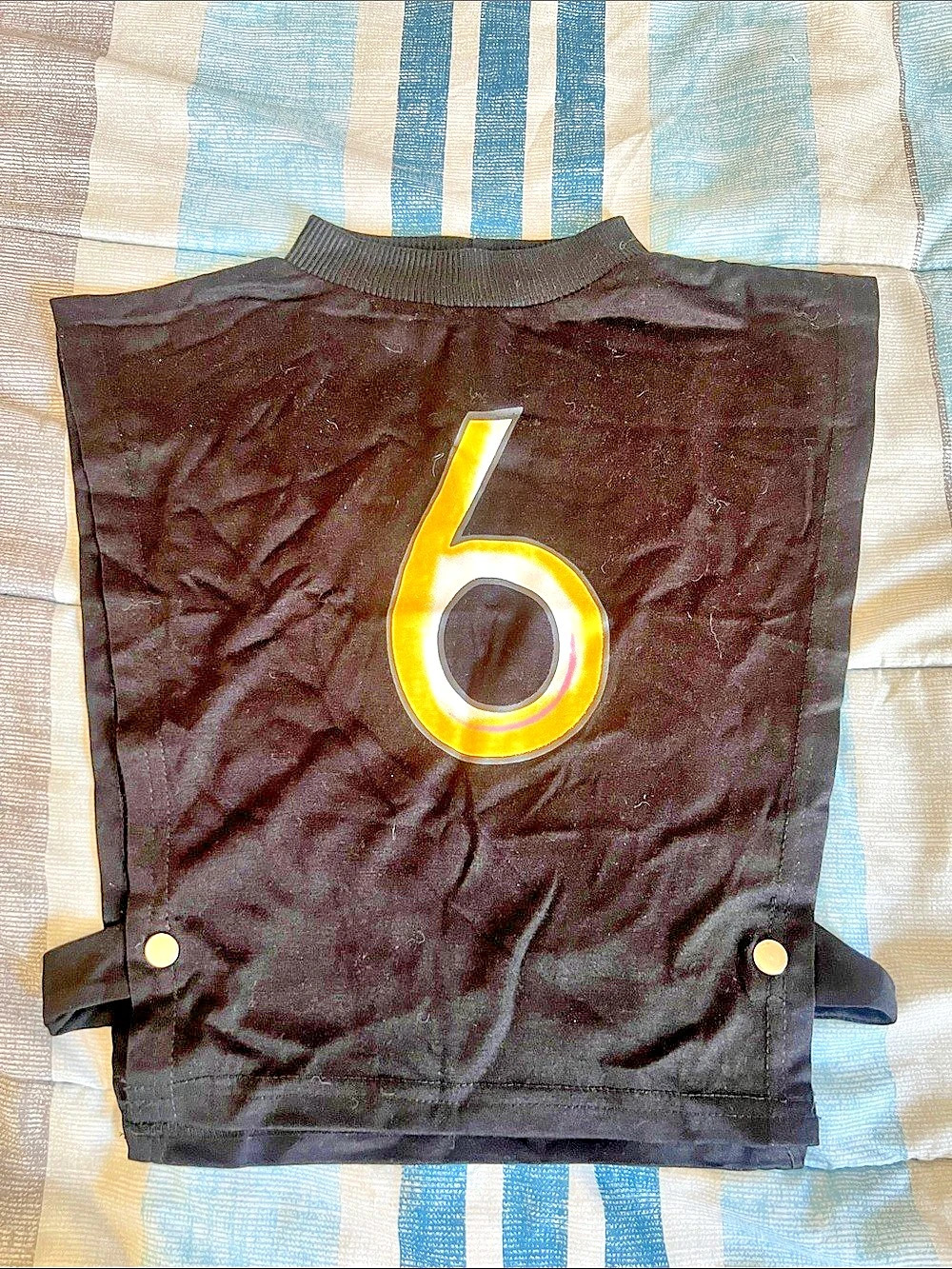 Number 6 crop top in Black & Yellow